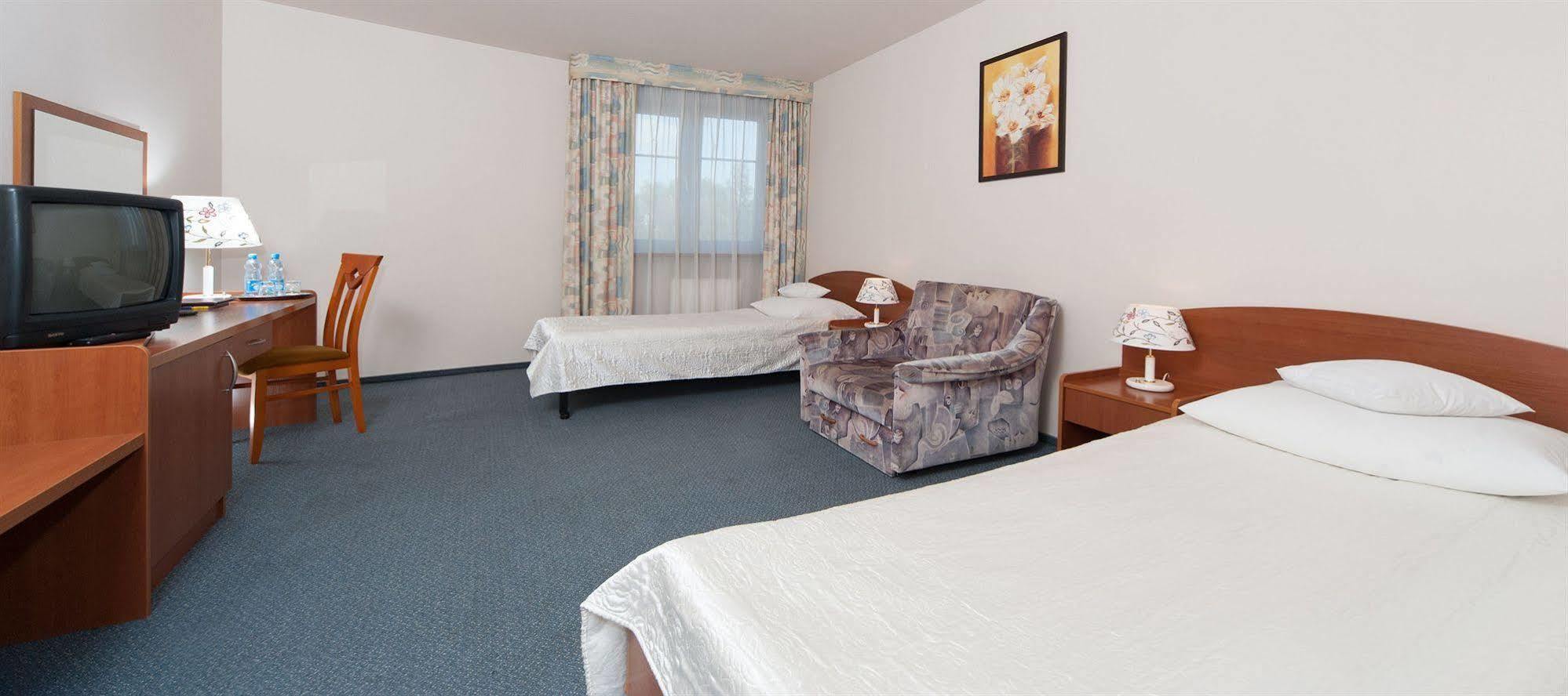 Hotel Gromada Radom Centrum Екстериор снимка