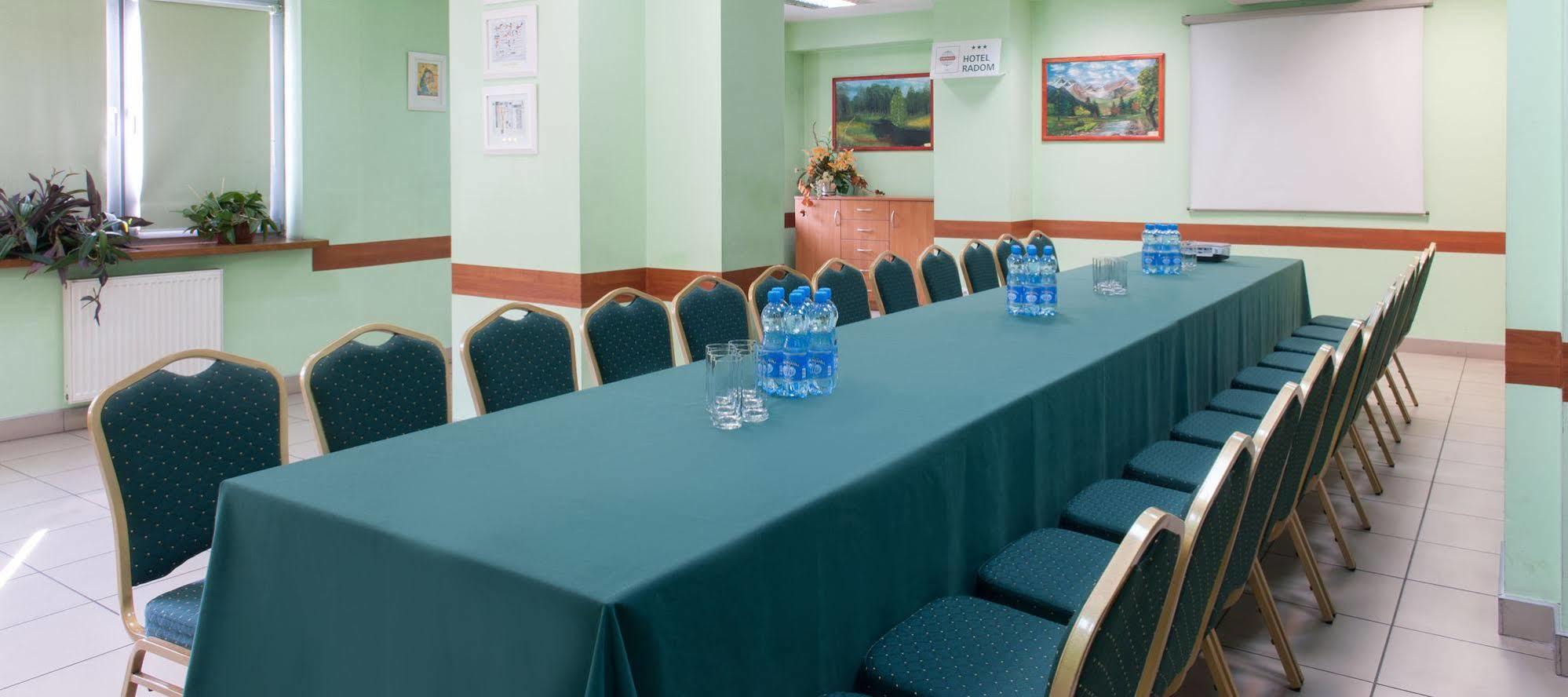 Hotel Gromada Radom Centrum Екстериор снимка